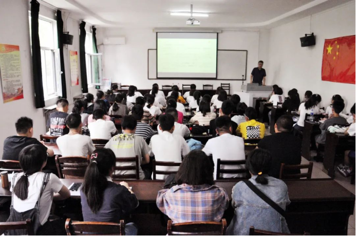 6bb63107f84a4cc498feb025cec91df8.png image.png